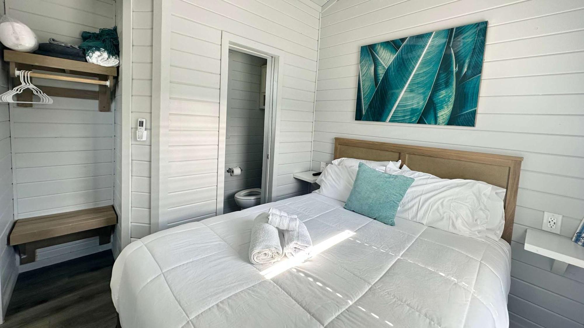 2 Min To Crystal With Comfy Beds Ferienhaus *
